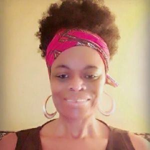 Meet your Posher, Marie